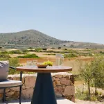 Roots Nature Living Milos 4*