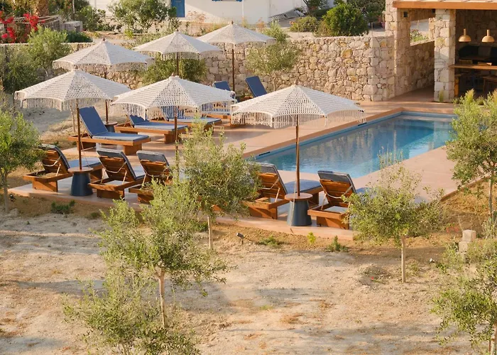 Apart-hotel Roots Nature Living Milos 4*