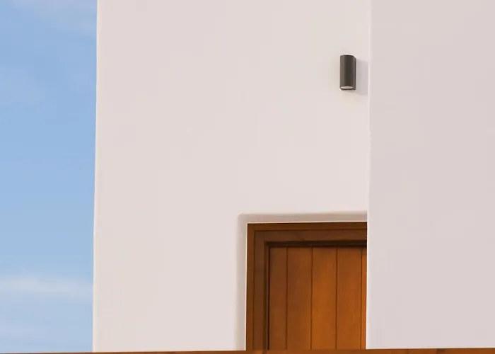 Roots Nature Living Milos Apart-hotel