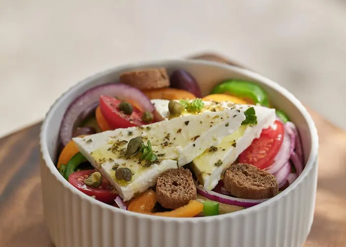 Roots Nature Living Milos