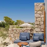 Roots Nature Living Milos 4*