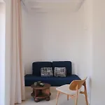 Roots Nature Living Milos 4*