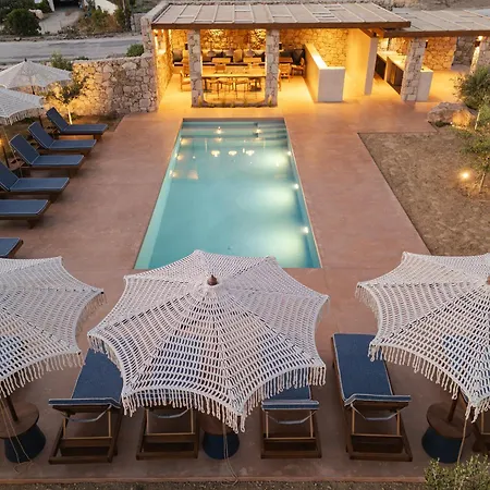 Roots Nature Living Milos 阿达玛斯