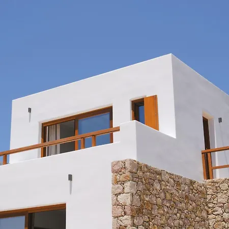 Roots Nature Living Milos