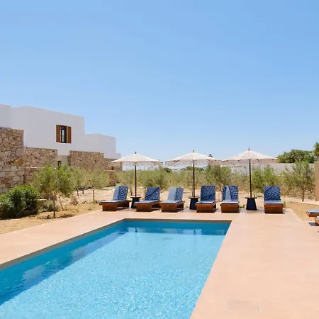 Lägenhetshotell Roots Nature Living Milos 4*
