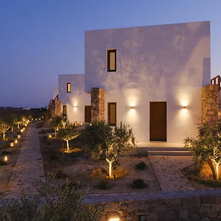 Roots Nature Living Milos 4*