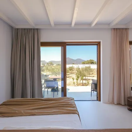 Roots Nature Living Milos Aparthotel