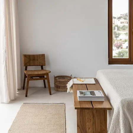 Lejlighedshotel Roots Nature Living Milos Adamantas