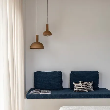 Lejlighedshotel Roots Nature Living Milos 4*