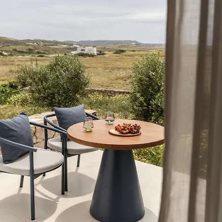 Roots Nature Living Milos Lejlighedshotel