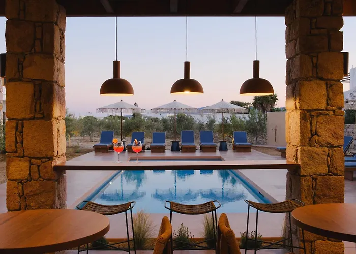 Roots Nature Living Milos Adamantas (Milos)